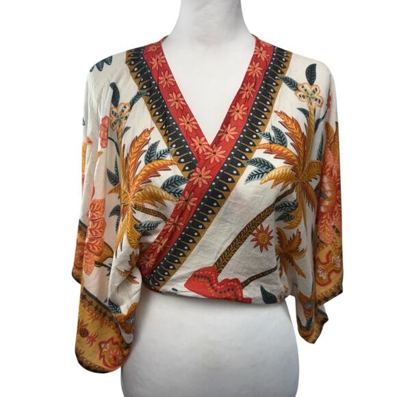 Farm Rio Wrap Top Size S Wide Sleeves Tropical V Neck Kimono Sleeves Cropped - Picture 1 of 11